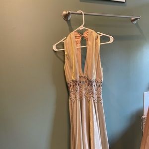 Beautiful shimmering gold floor length gown.